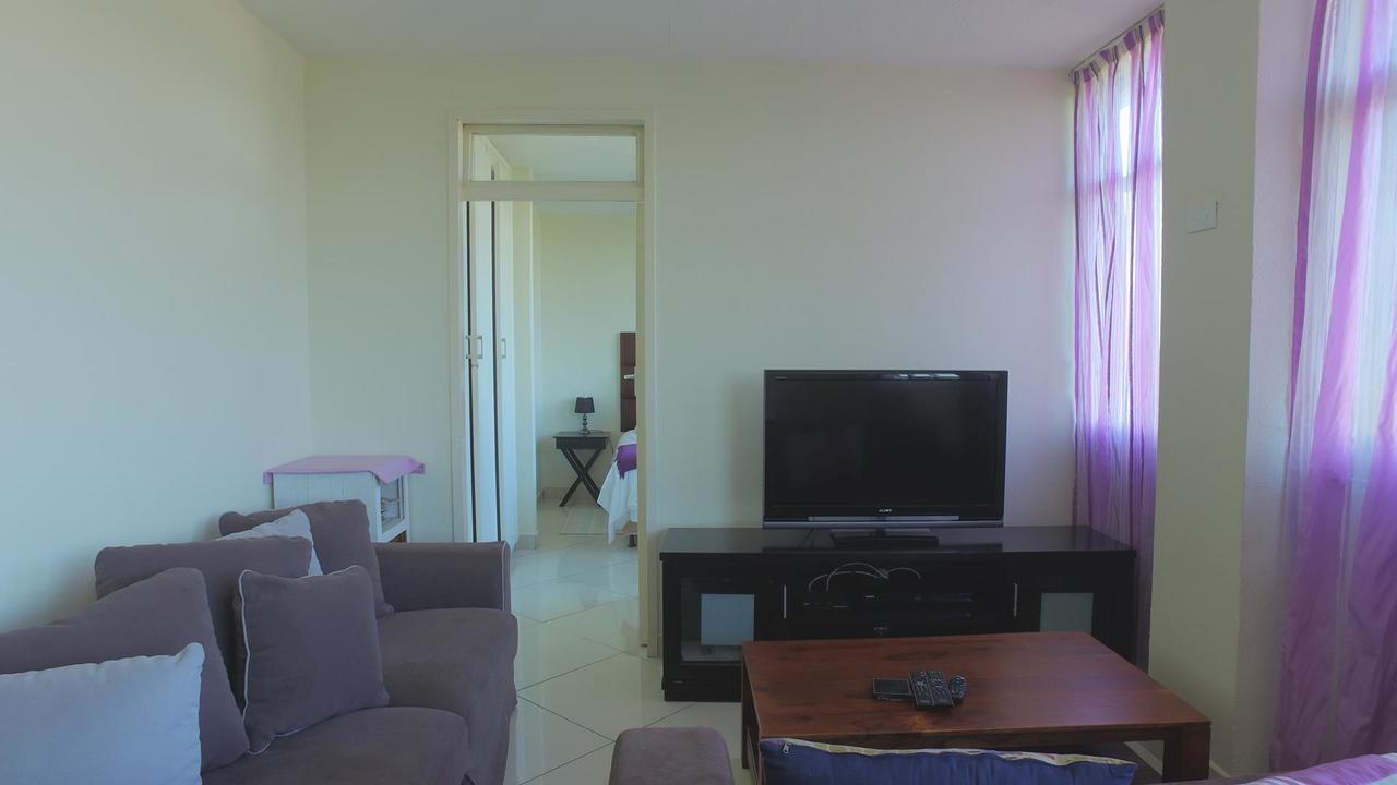 South Coast Beachfront Holiday Apartments Amanzimtoti Exterior photo